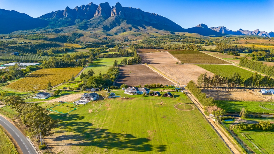 13 Bedroom Property for Sale in Bainskloof Western Cape